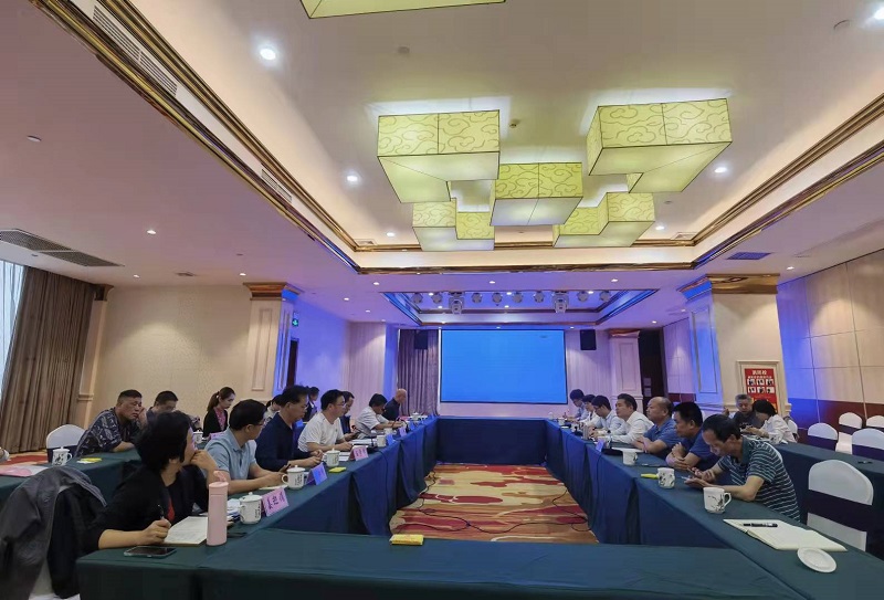 冲刺四时度丨庞汉赴平南县敲定中国中纺集团酒泉产业园项目前期征询业务合作事宜 